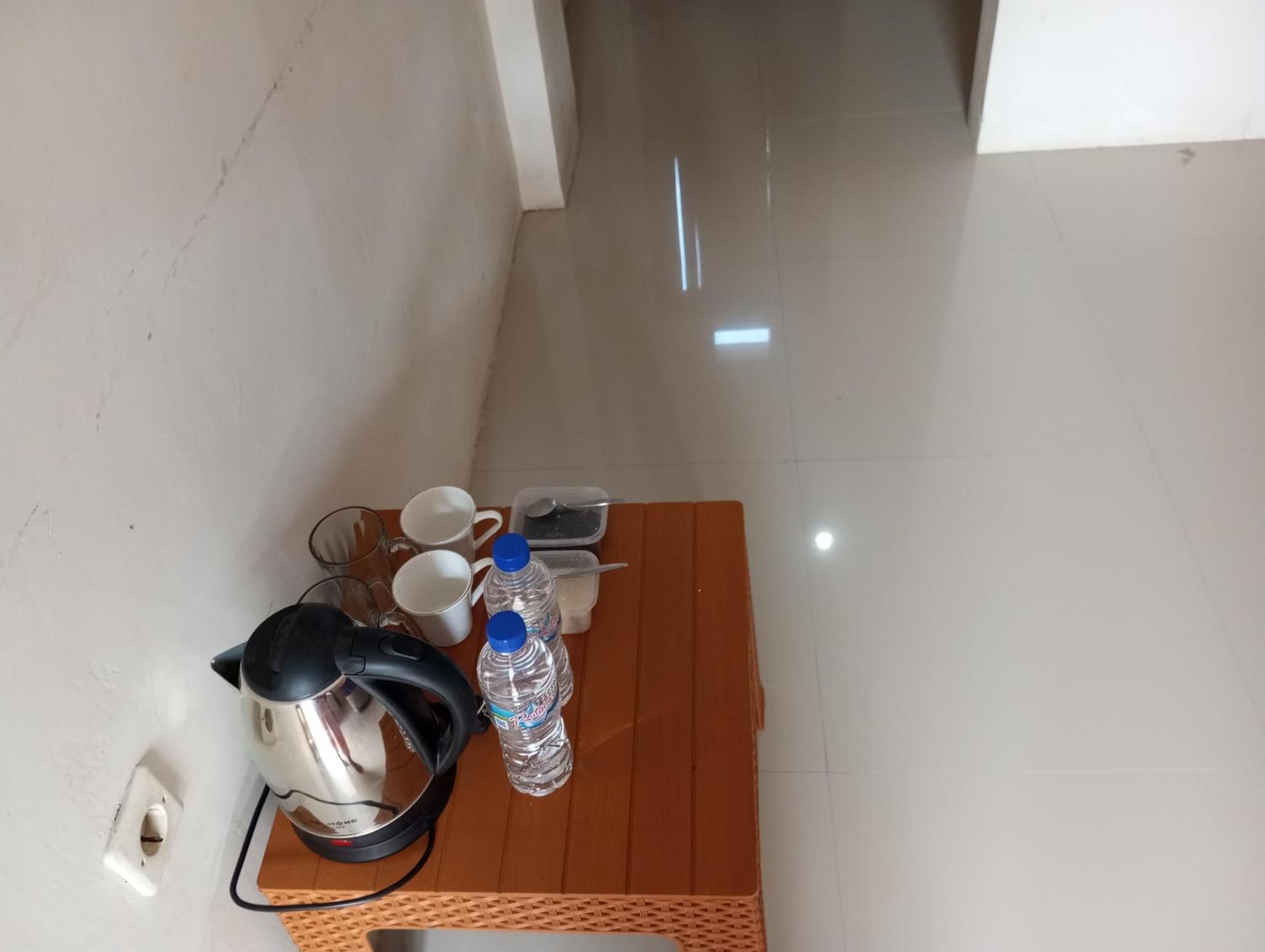 Wl Guesthouse Labuan Bajo Room photo