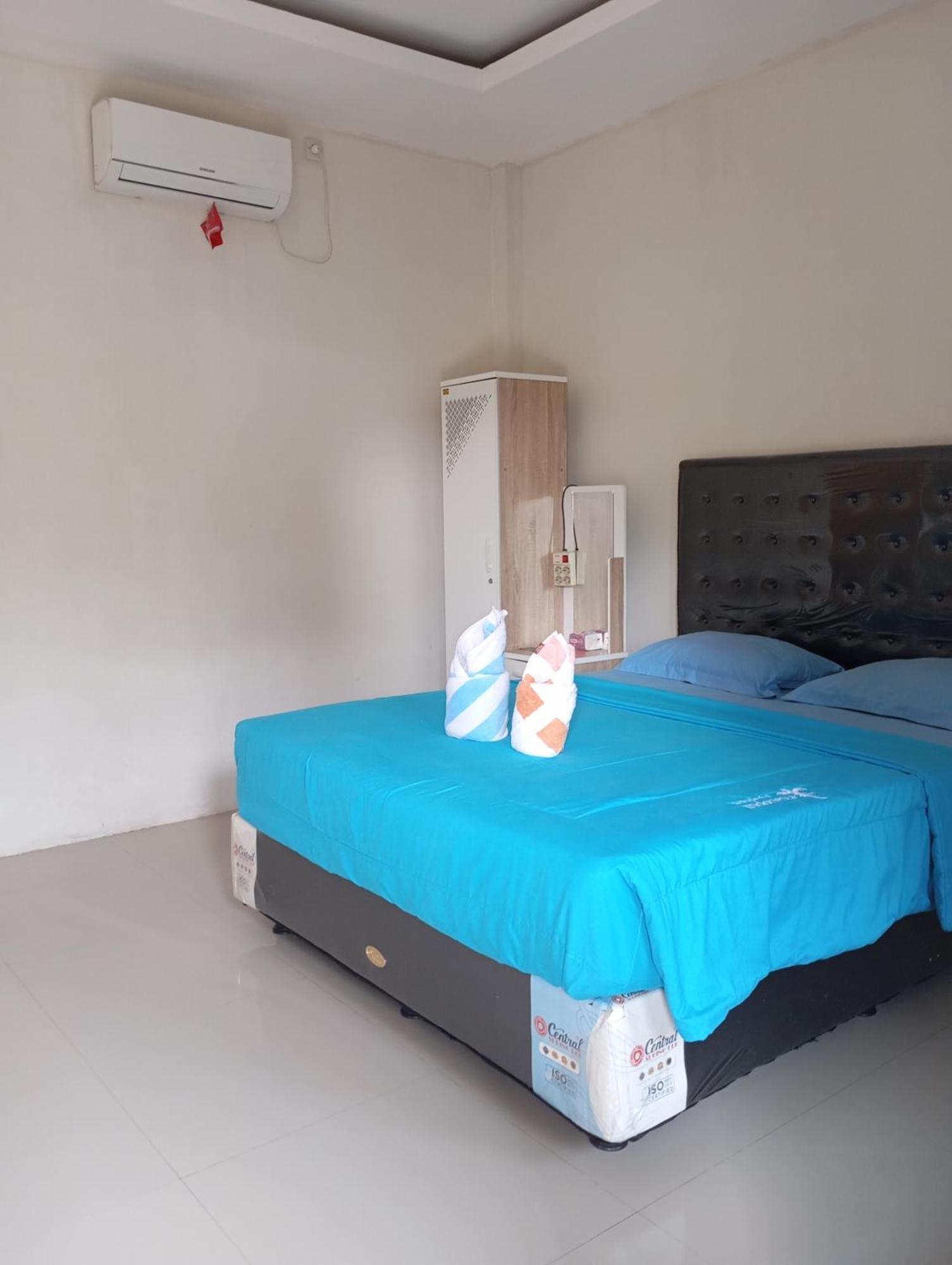 Wl Guesthouse Labuan Bajo Exterior photo