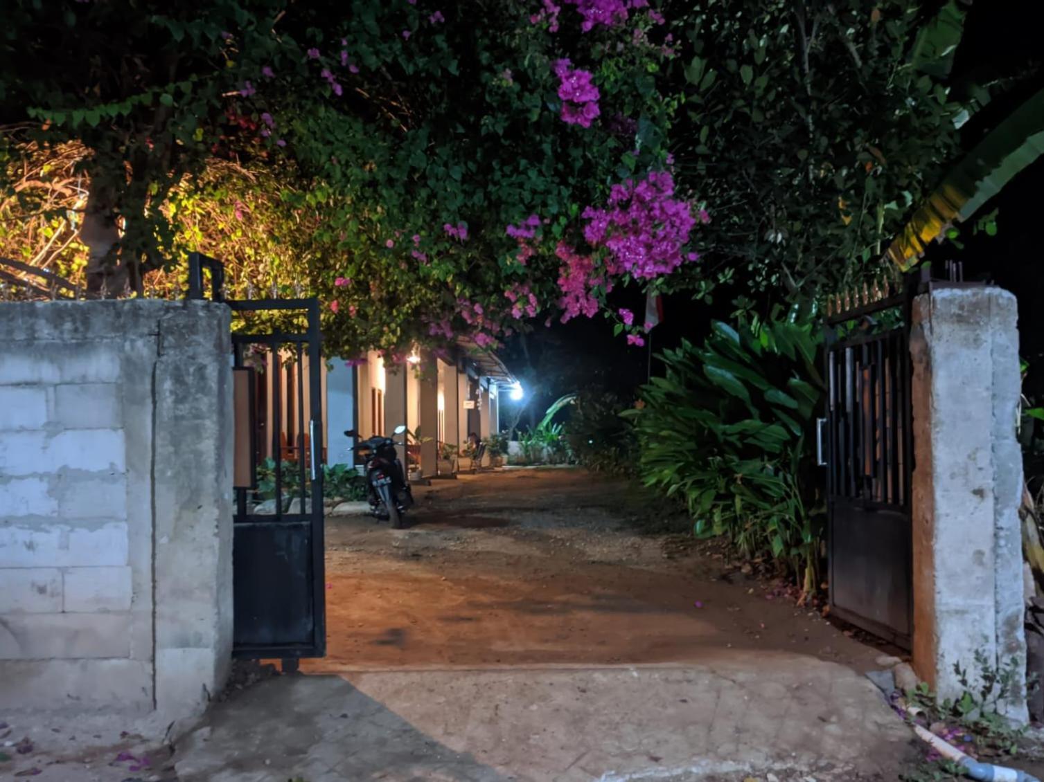 Wl Guesthouse Labuan Bajo Exterior photo